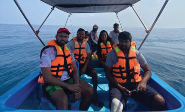 boat trip kalpitiya dolphin watching